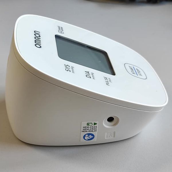 Автоматический тонометр OMRON M1 Basic (HEM-7121J-AF) 1944510003 фото